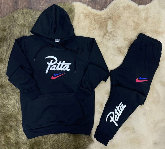 ENSEMBLE NIKE PATTA 2025